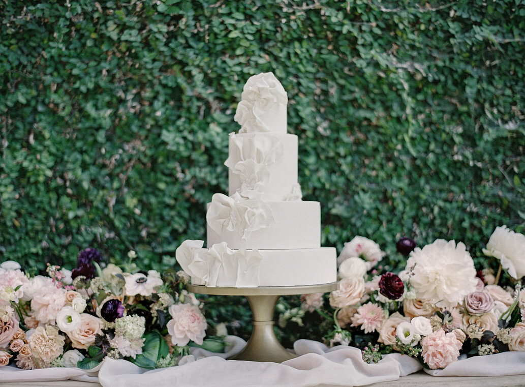 ruffles-wedding-cake-florals.jpg