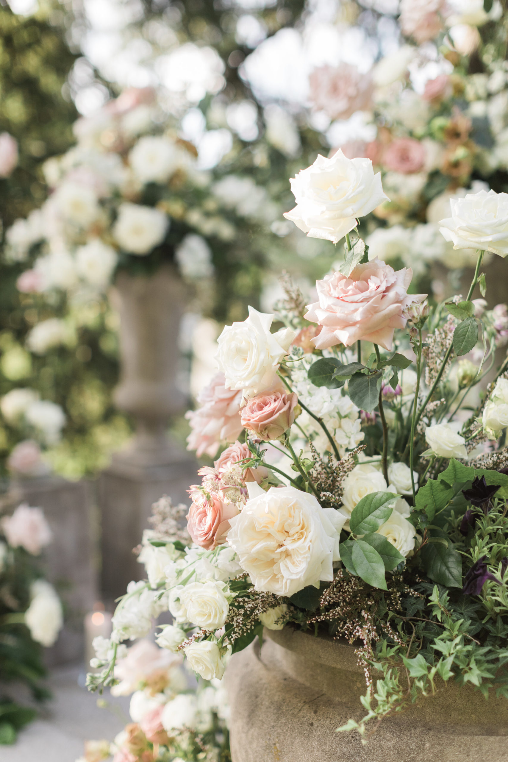 stunning-european-wedding-flowers.jpg